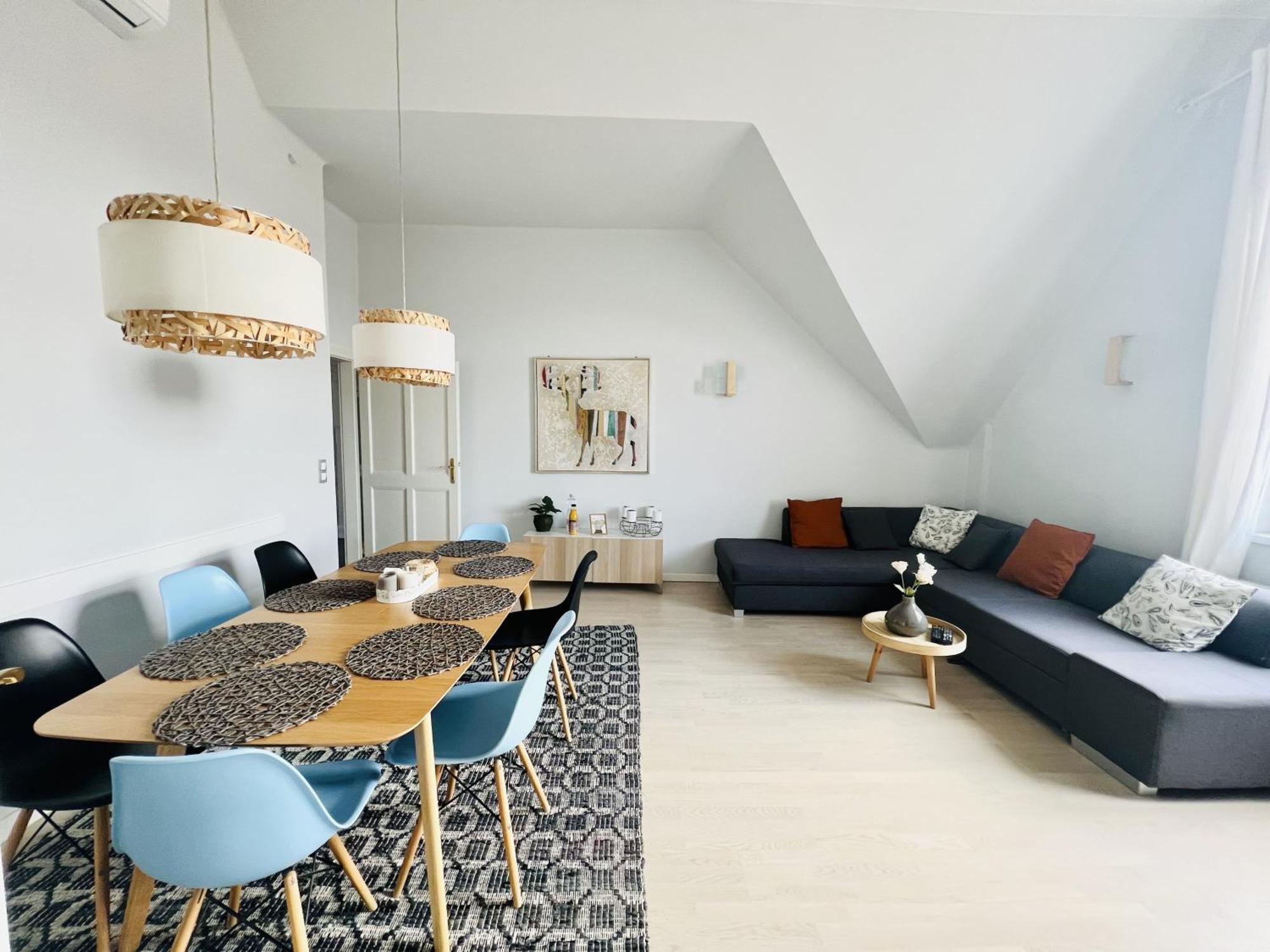 Bphomes Budapest Kültér fotó