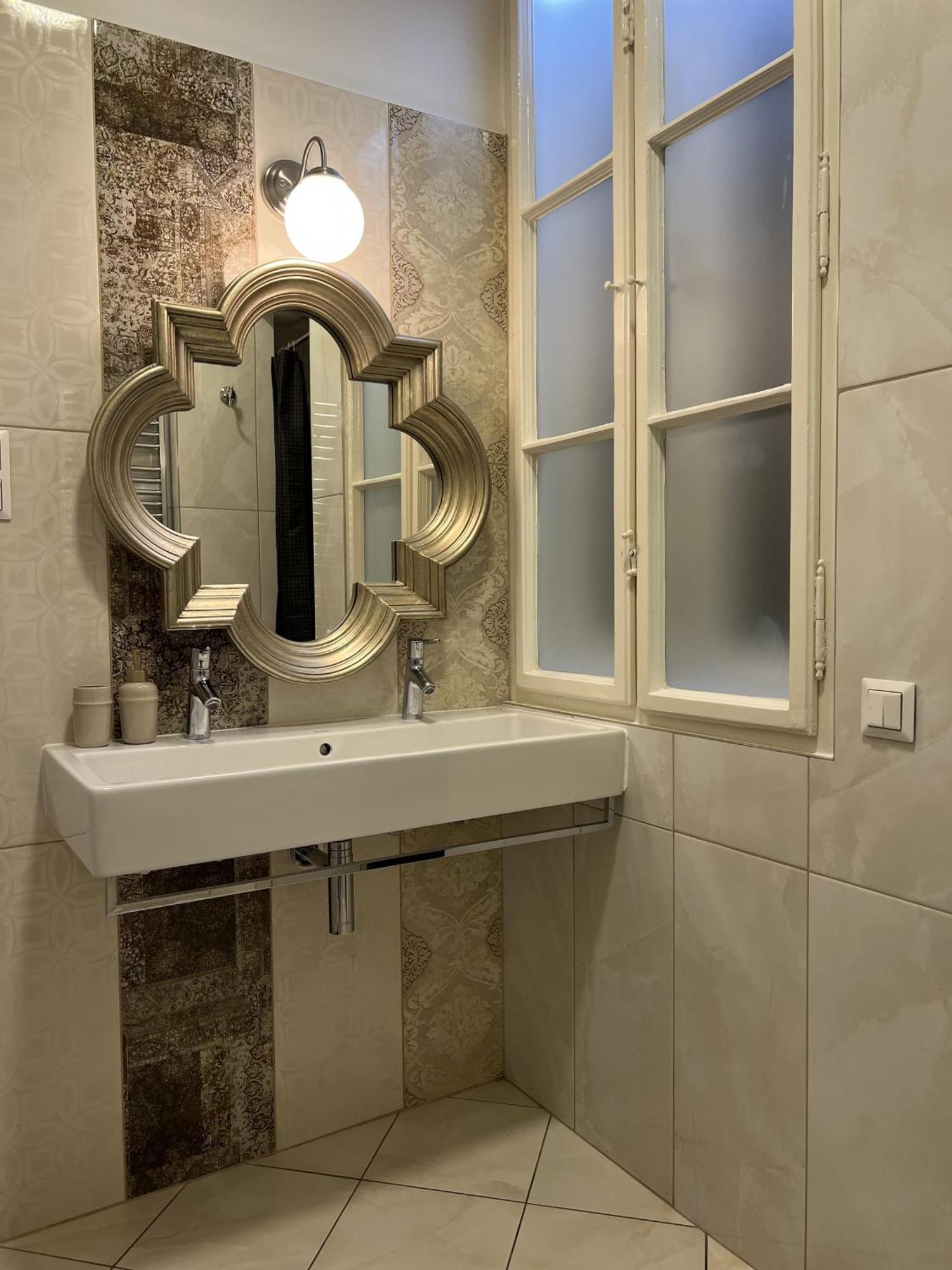 Bphomes Budapest Kültér fotó