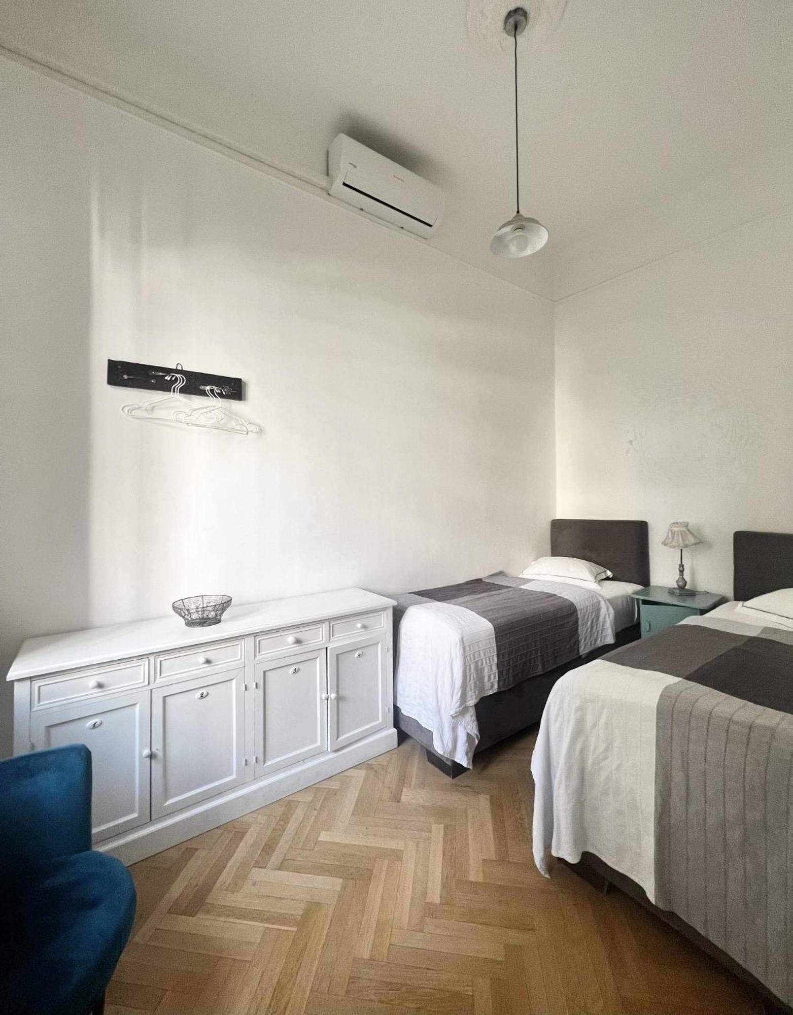 Bphomes Budapest Kültér fotó